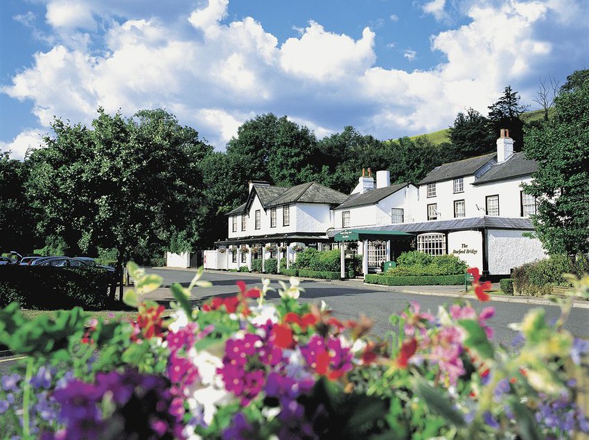 Hotel Mercure Box Hill Burford Bridge