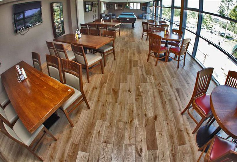 Hotel Old Thorns Manor 19