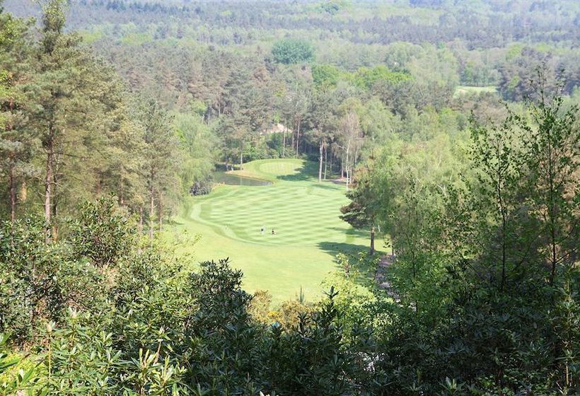 Hotel Old Thorns Manor 6