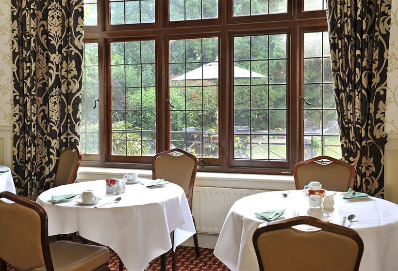 Hotel The Crown Manor House 18