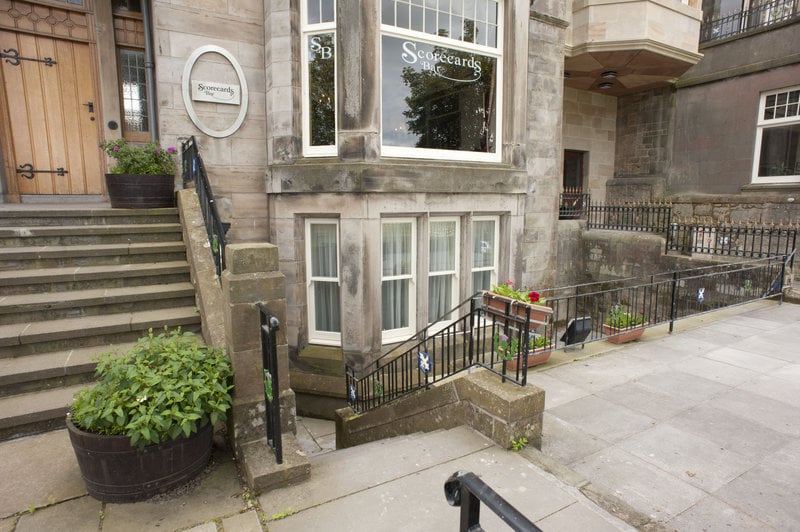 Hotel Best Western Scores 8