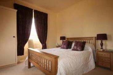 Hotel Findon Manor 1