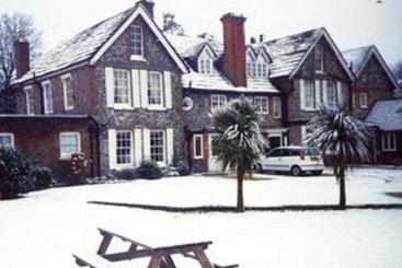 Hotel Findon Manor 8