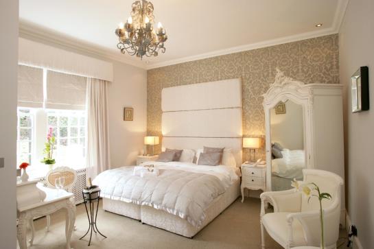 Hotel Langtry Manor Love Nest of a King 9