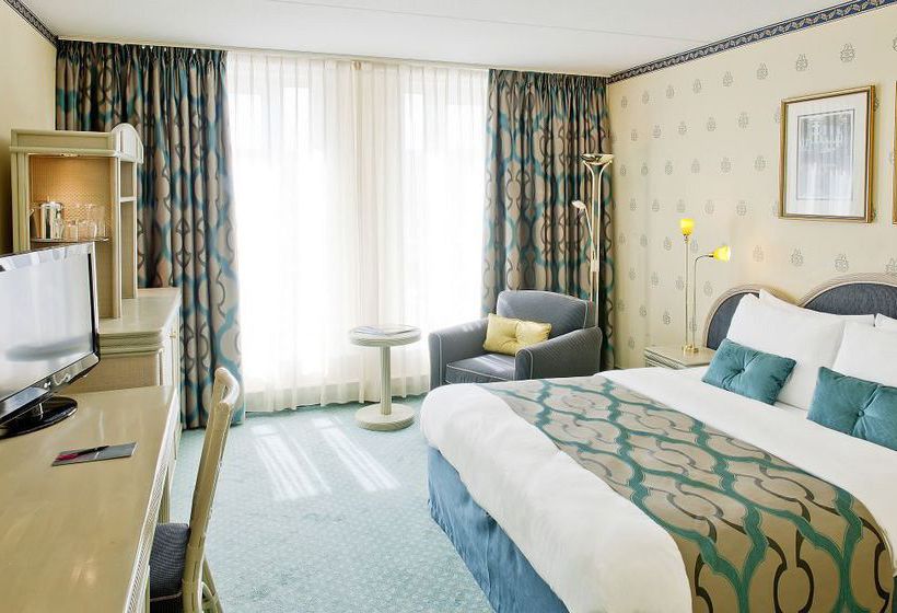 Hotel Carlton Oasis 9