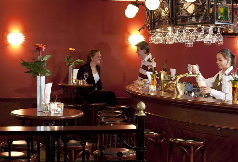 Golden Tulip Hotel Central