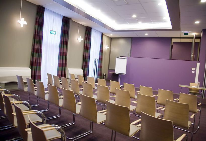 Hôtel Apollo Breda City Centre 10