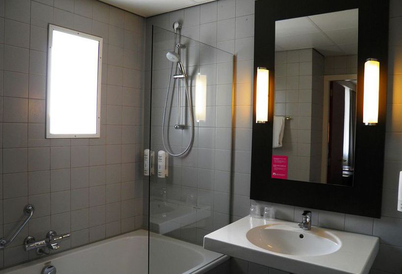 Hôtel Apollo Breda City Centre 12