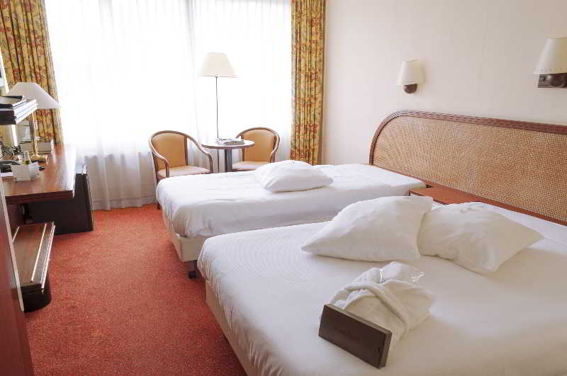 Postillion Hotel Haren 10