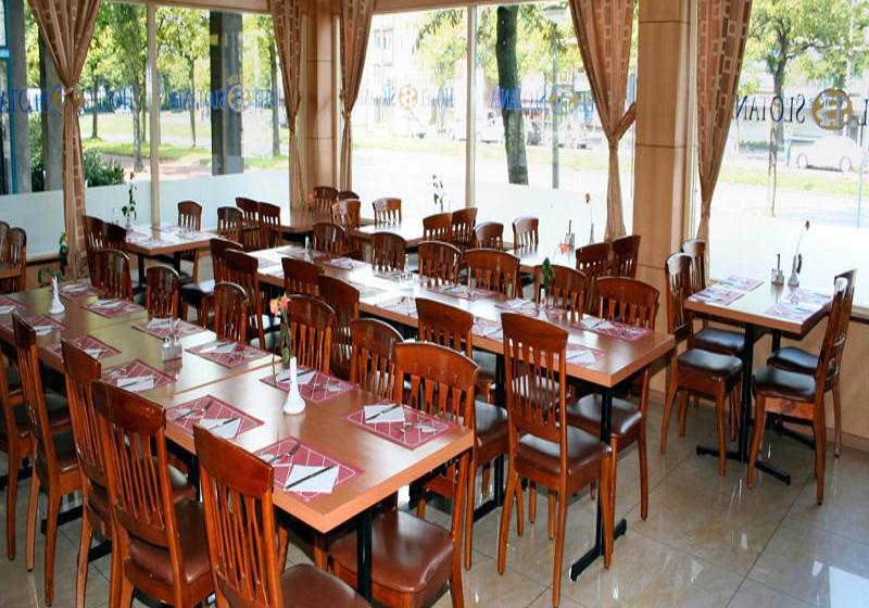 Hotel Nieuw Slotania 10