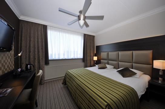 Hotel Terminus Goes 9