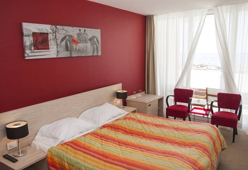 Hotel Otrant Beach