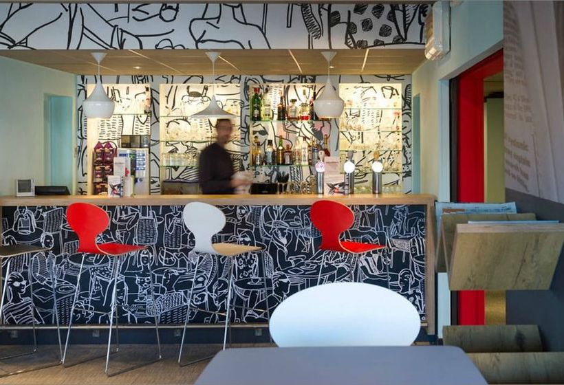 Hotel Ibis Brussels Airport 4