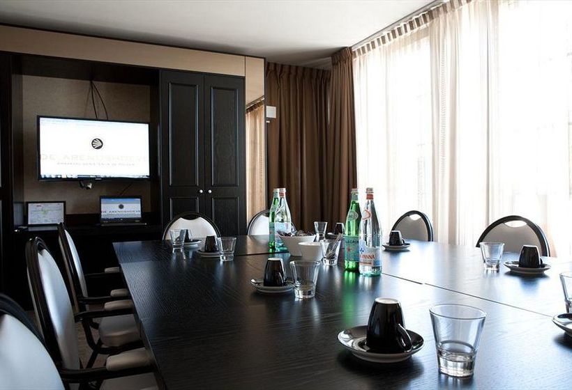 Hotel De Arendshoeve 12