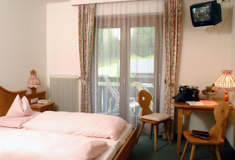 Hôtel Kaerntnerhof 2