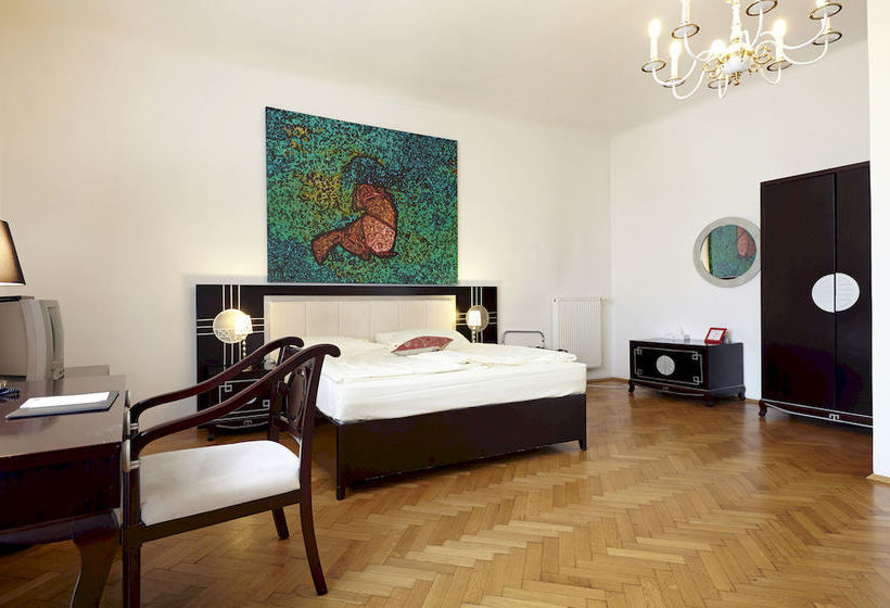 Hotel Pension Museum