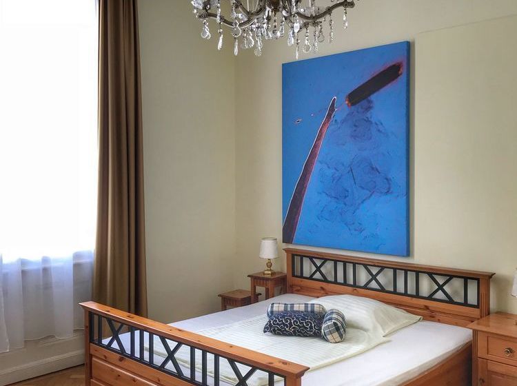 Hotel Pension Museum 16