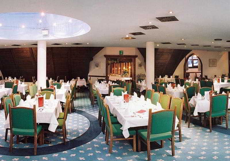 Schlosshotel Rosenegg 10