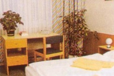 Westbahnhof Hostel One