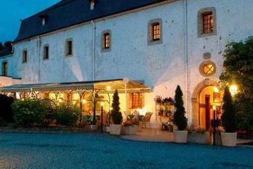 Hotel Hostellerie du Prieuré de Conques