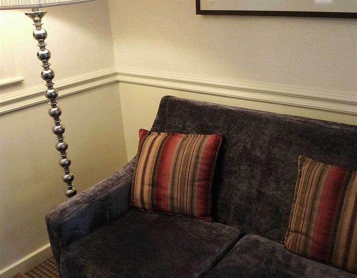 Hôtel Ascot House 2