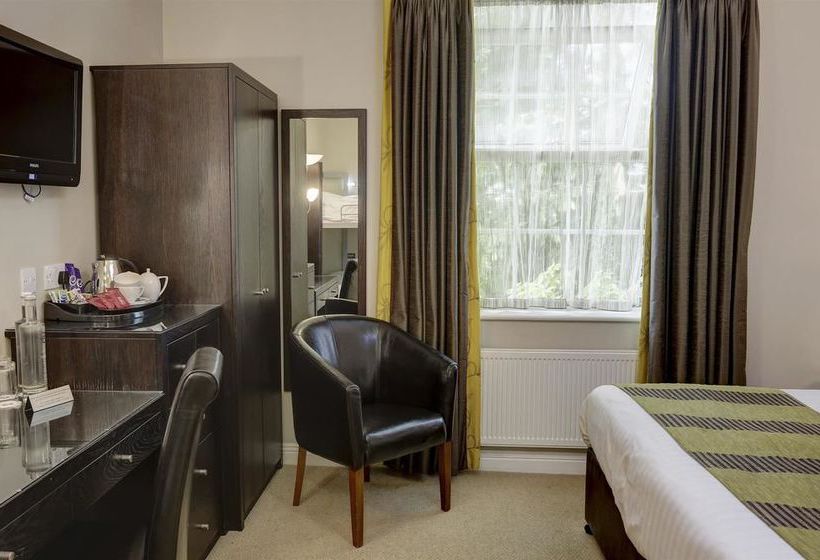 Forest Lodge Hotel 10