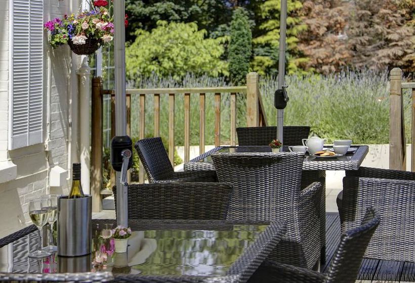 Forest Lodge Hotel 16