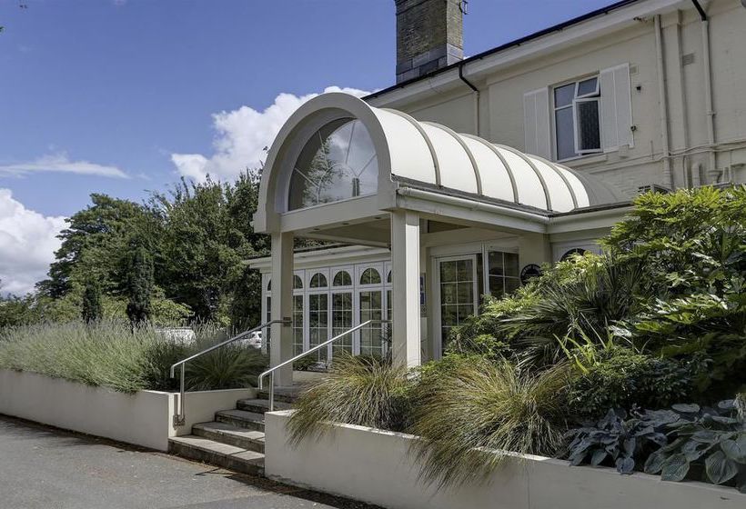 Forest Lodge Hotel 2