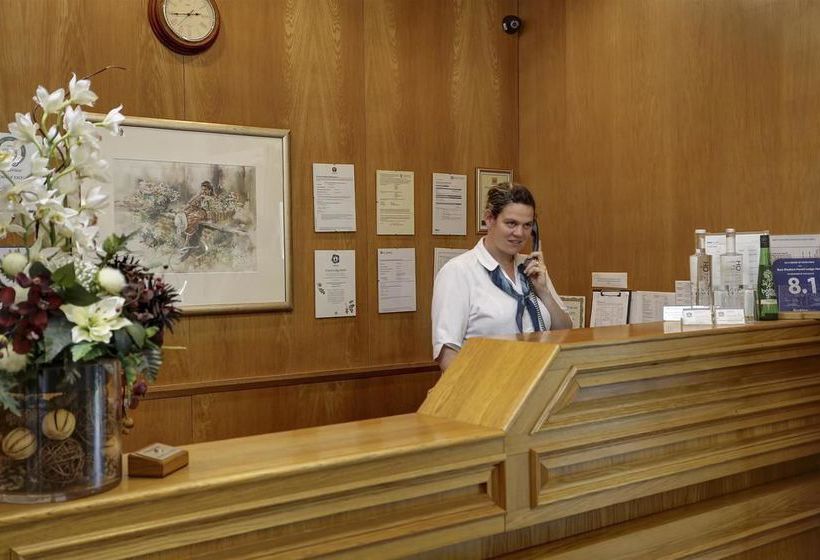 Forest Lodge Hotel 4