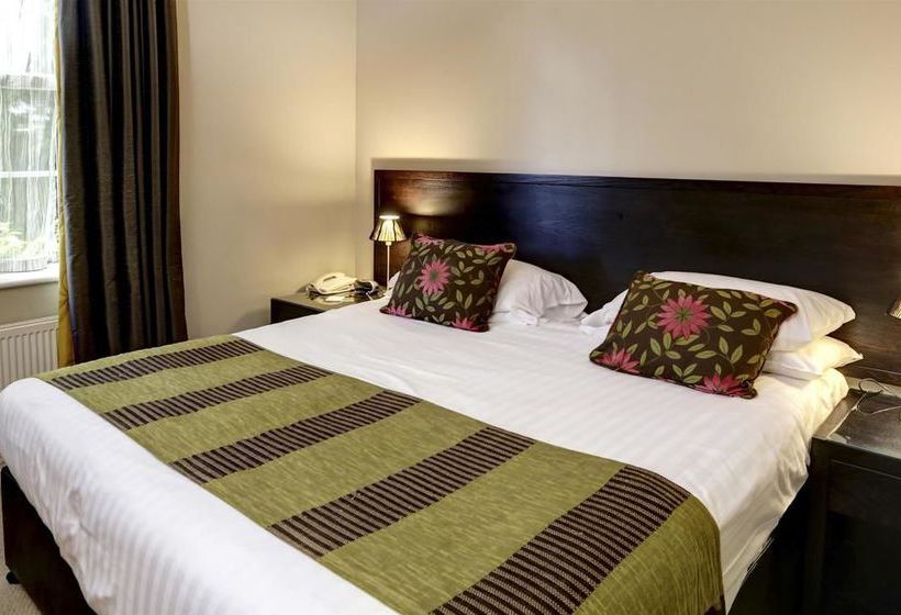 Forest Lodge Hotel 8