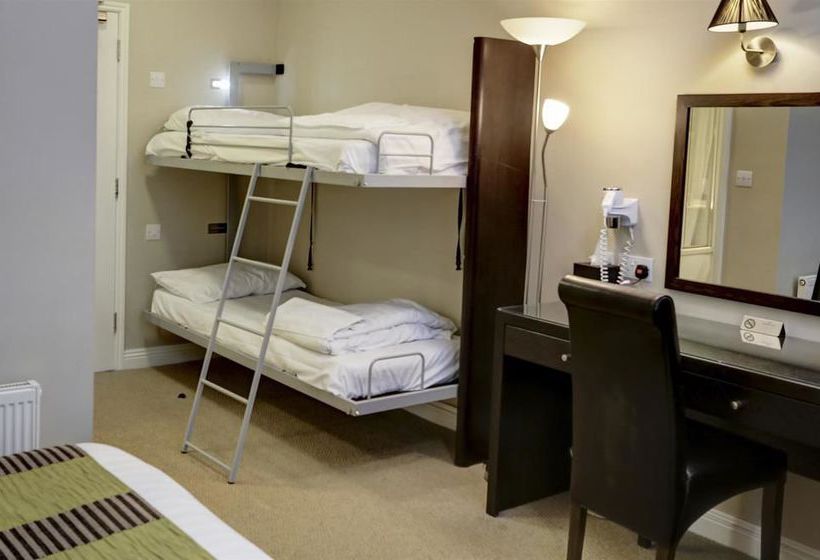 Forest Lodge Hotel 9