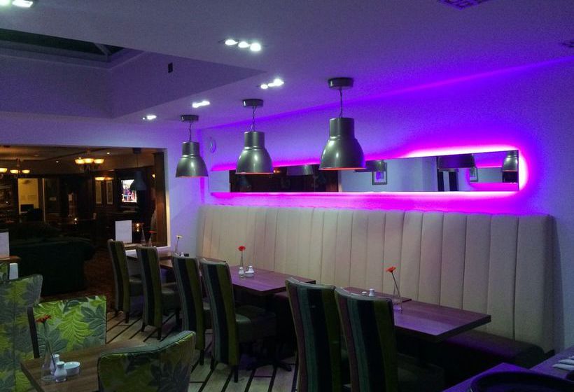 Hôtel Gatwick Belmont 12