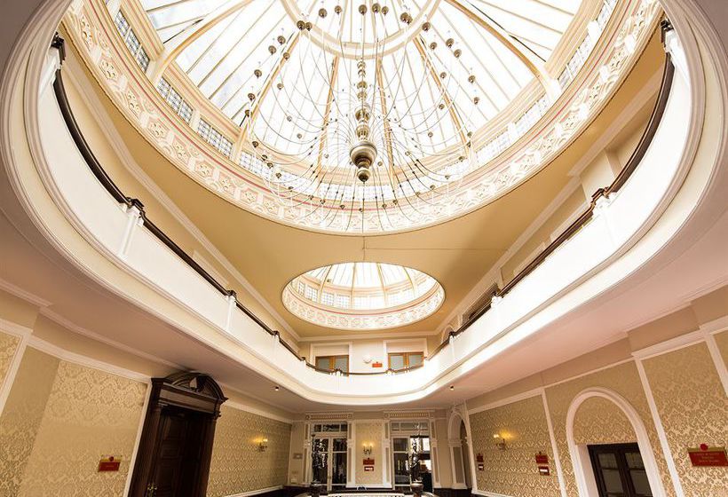 Hotel Mercure Chester Abbots Well 16