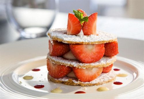 Hotel Greywalls & Chez Roux 17