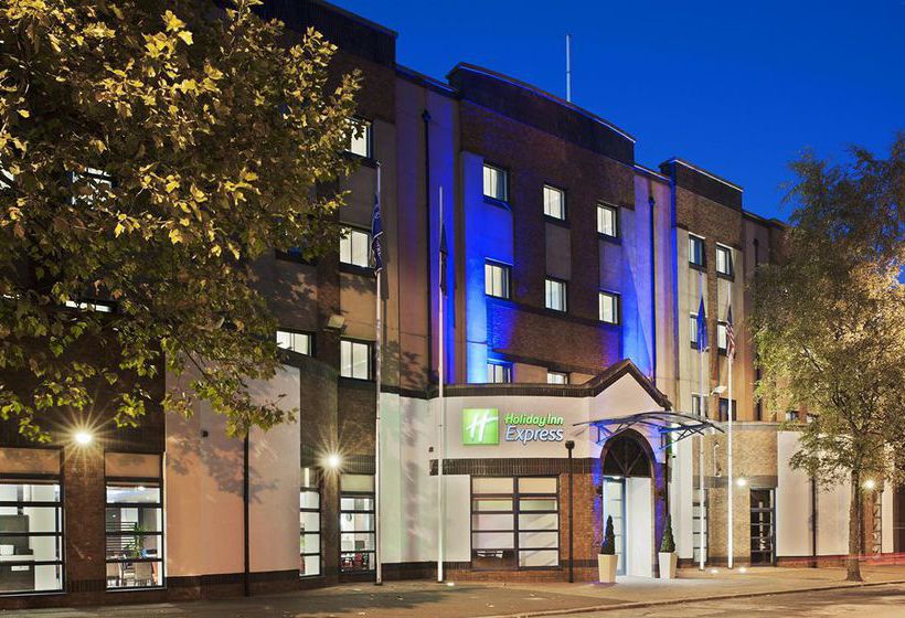 Hotel Holiday Inn Express Belfast City Queens Quarter