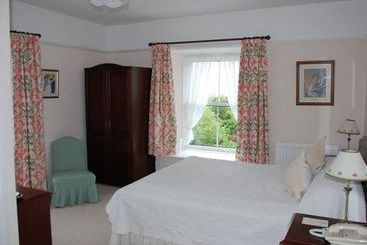 Hôtel Hundred House 6