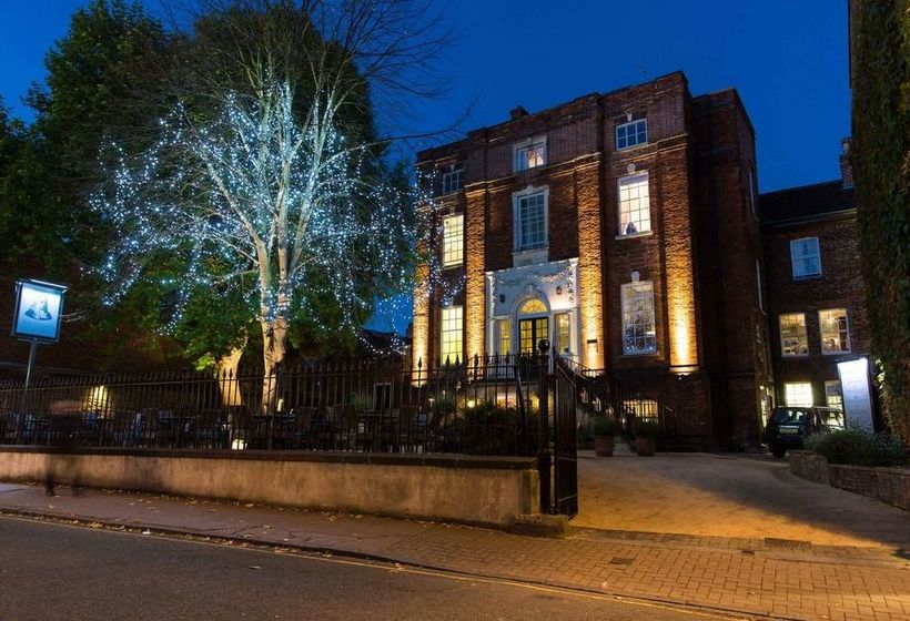 Hotel Judges Lodging