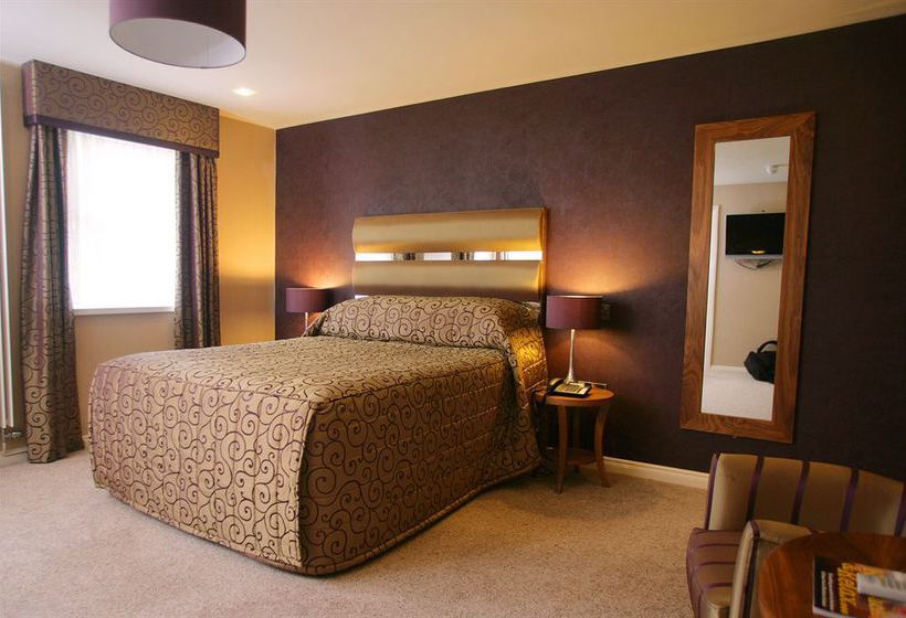 Malone Lodge Hotel & Apartments 1