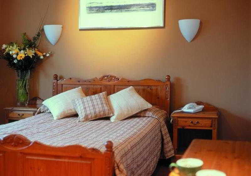 Hotel The Whoop Hall