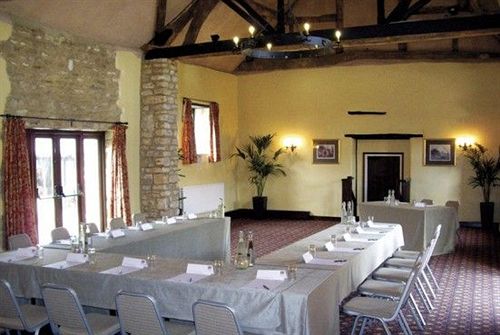 Hotel Oxford Thames Four Pillars 20