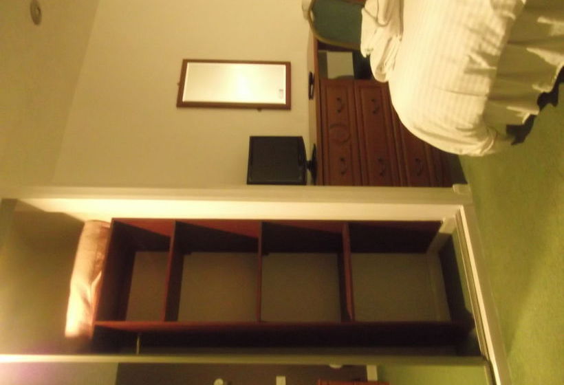 Richmond Park Hotel 19