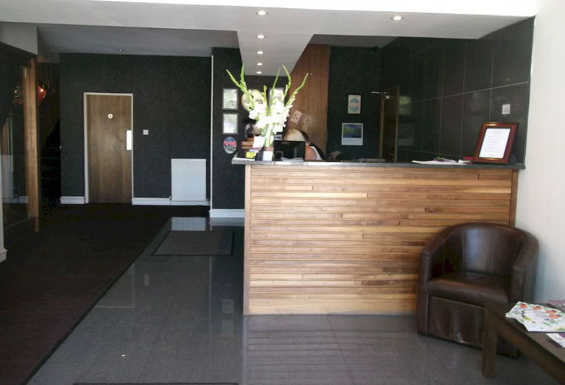 Richmond Park Hotel 2