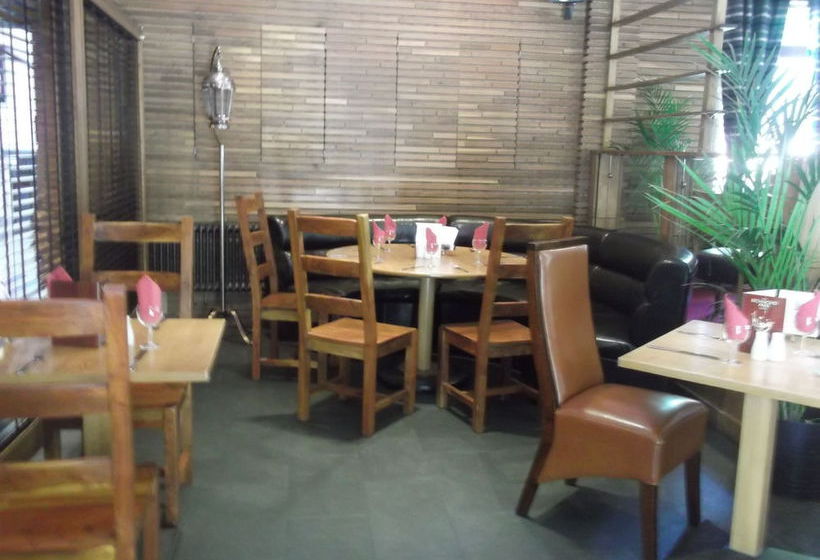 Richmond Park Hotel 8