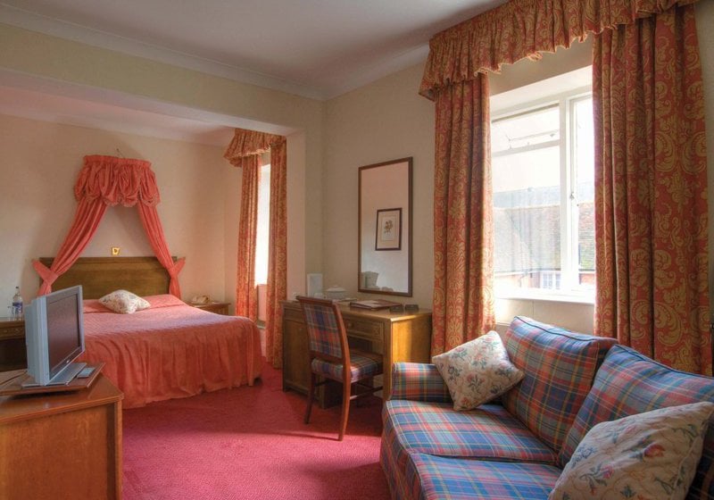 Best Western Rose & Crown Hotel 8