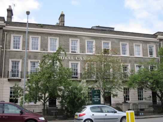 Hôtel Royal Cambridge 18