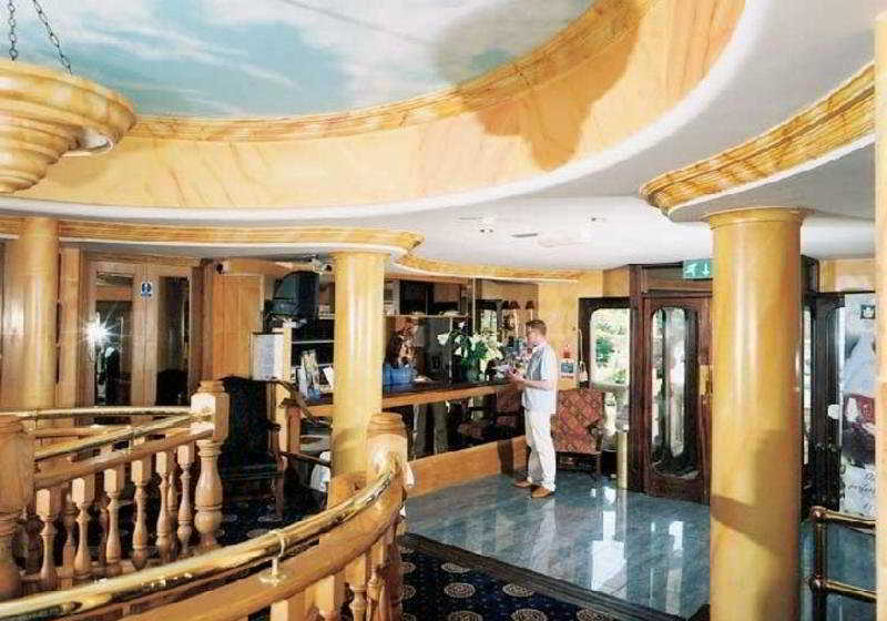 Hôtel Royal Cambridge 7