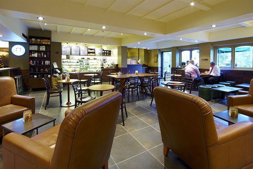 Resort Village Hotel & Leisure Club Wirral 11