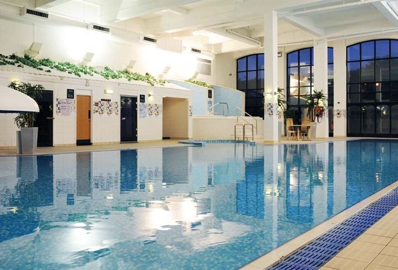 Resort Village Hotel & Leisure Club Wirral 17