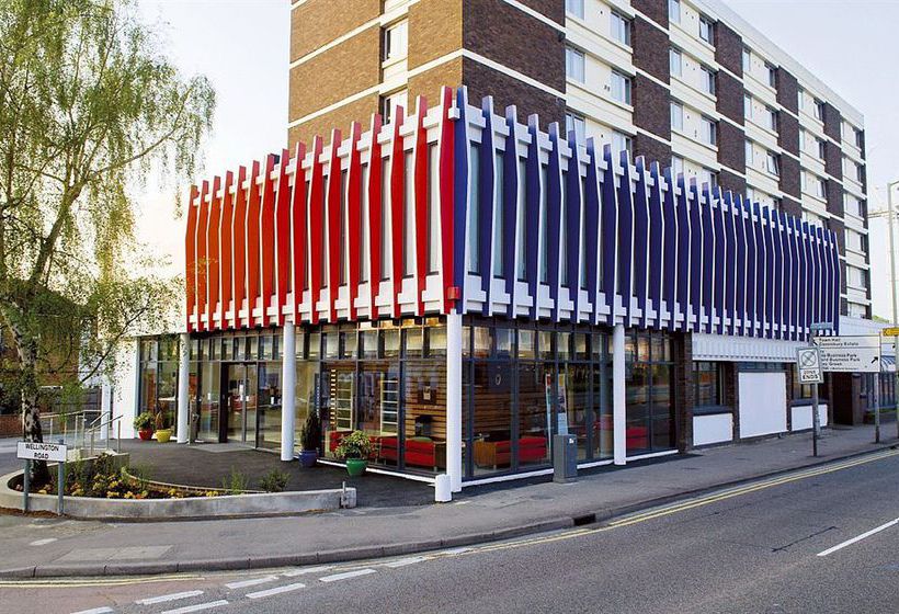 Hotel The Quarters Watford