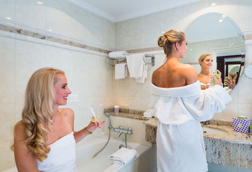 Beach Hotel Noordwijk 20